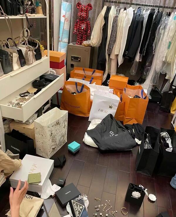 延边回收顶奢鞋服
